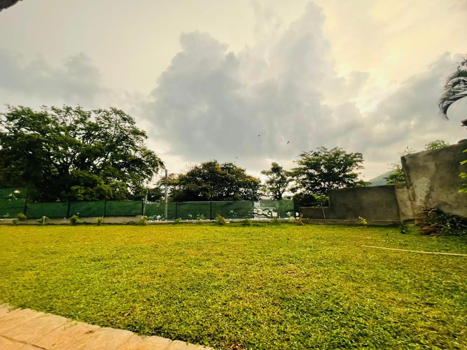 Lake Classical Guest House Kandy Exterior foto
