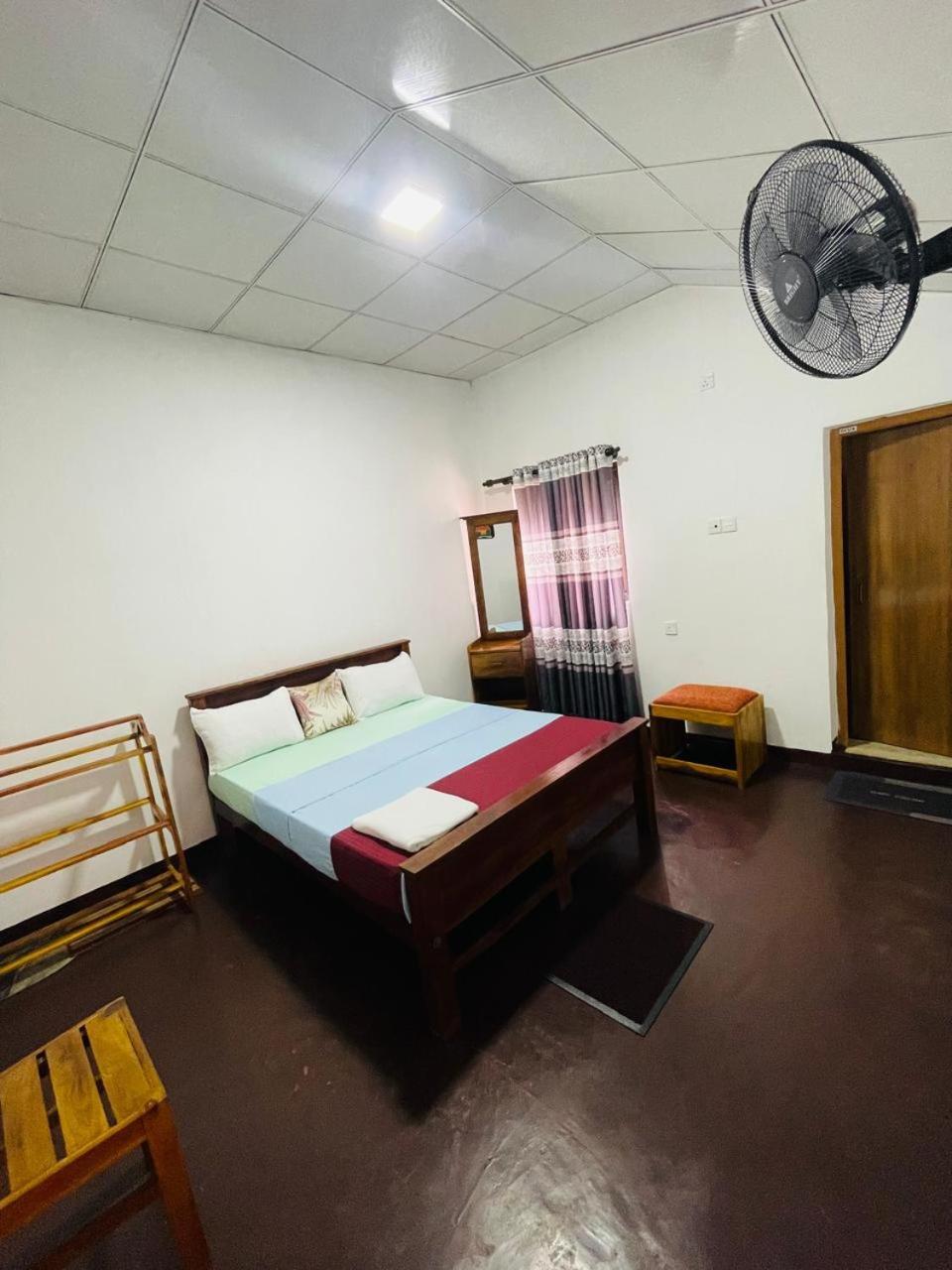 Lake Classical Guest House Kandy Exterior foto
