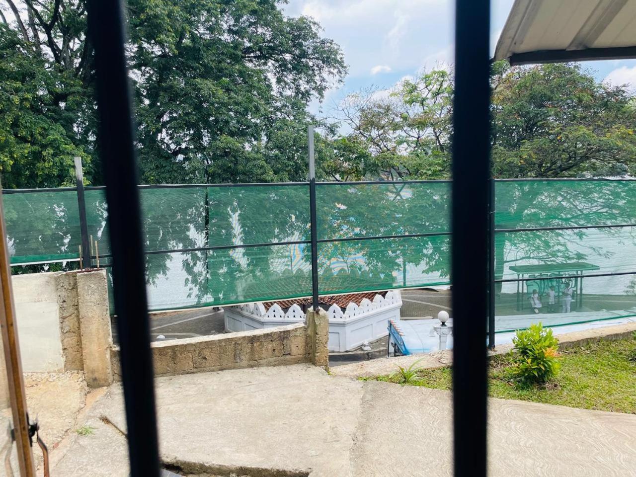 Lake Classical Guest House Kandy Exterior foto